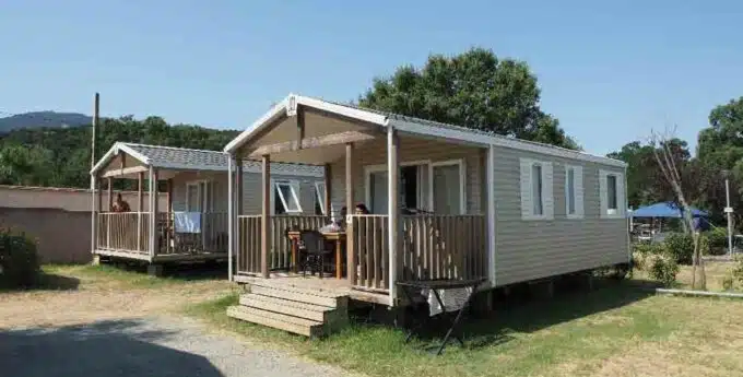 Mobil-home Mobil-home