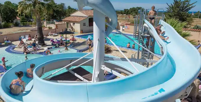 Toboggan La Coste Rouge Toboggan La Coste Rouge